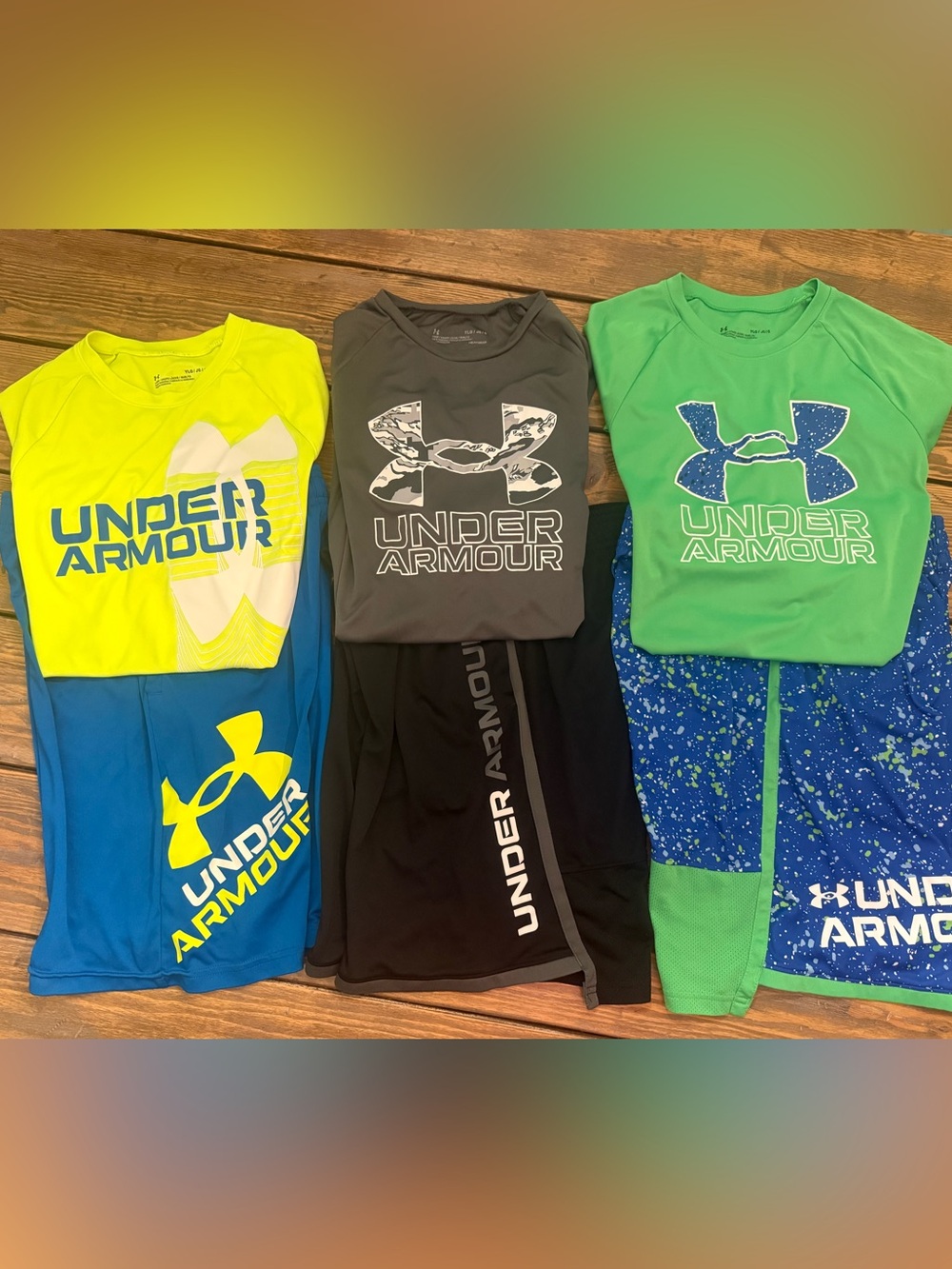 Under Armour Boys Large Athletic Matching Sets Lot of 3 Sets!